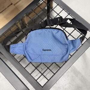 2000 Supreme Waste Pouch